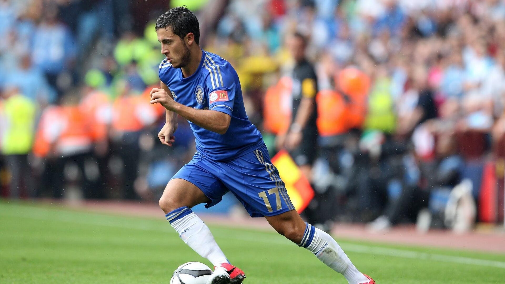 全国轮椅马拉松锦标赛 残障跑者以轮椅冲刺终点